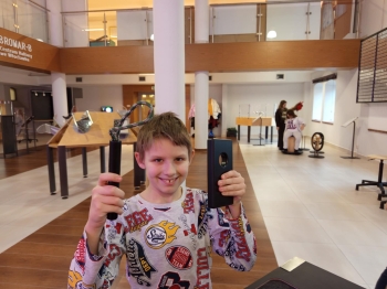 c3f5b057-7e31-441a-9716-2b3a61a873ab