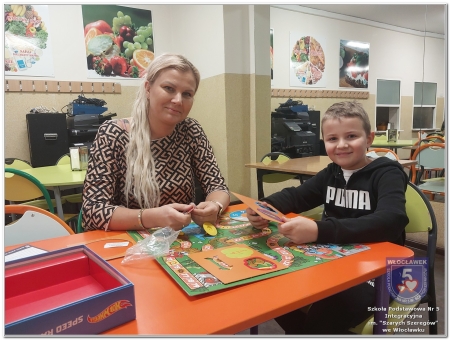 Rodzinny dzień gier planszowych