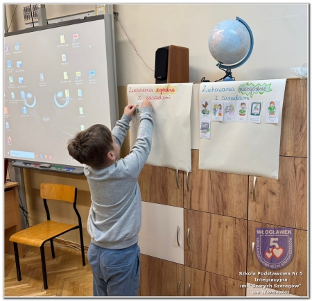 Wspólne Kroki w Cyberświecie – kolejne zajęcia projektowe w klasie 3a i 3b 